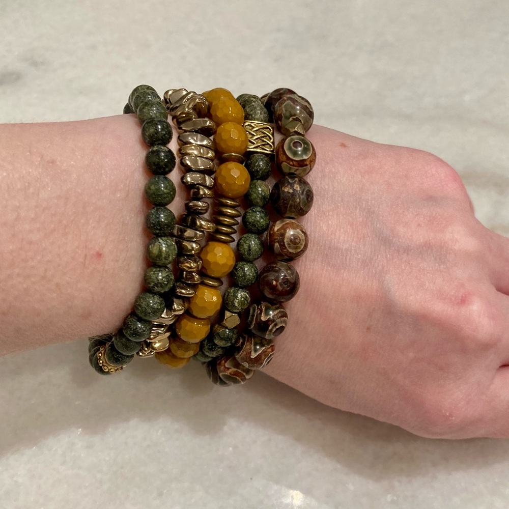 🔸NWT🔸 Agate and Serpentine Gemstone Beaded Bracelet Set